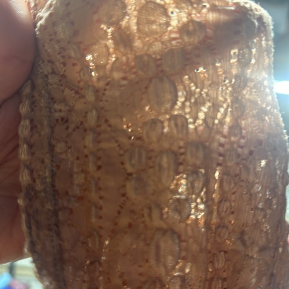 Large buff/muted pink sleeveless mini dress made of a stretchy lace - Picture 3 of 5